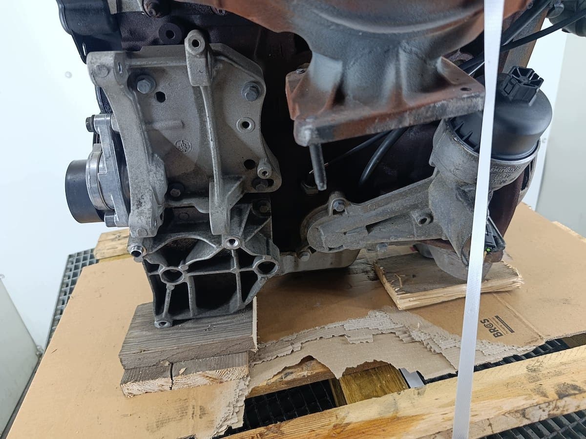 Moteur NFU (TU5JP4) — vue 5