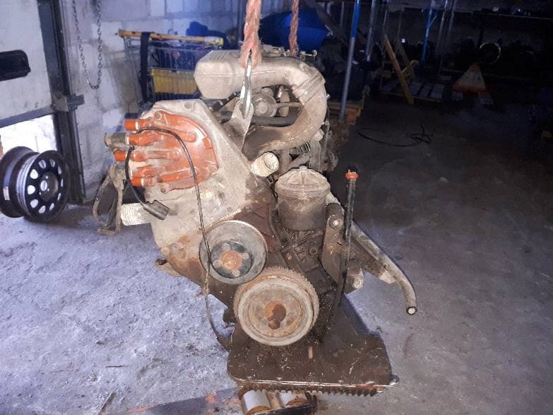 Moteur M40 B18 (184E1) — vue 3