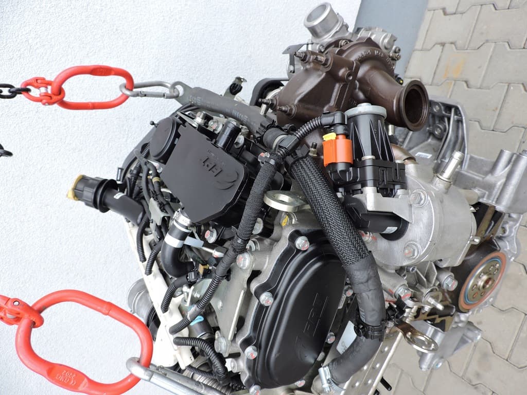 Moteur F1AGL411A — vue 5
