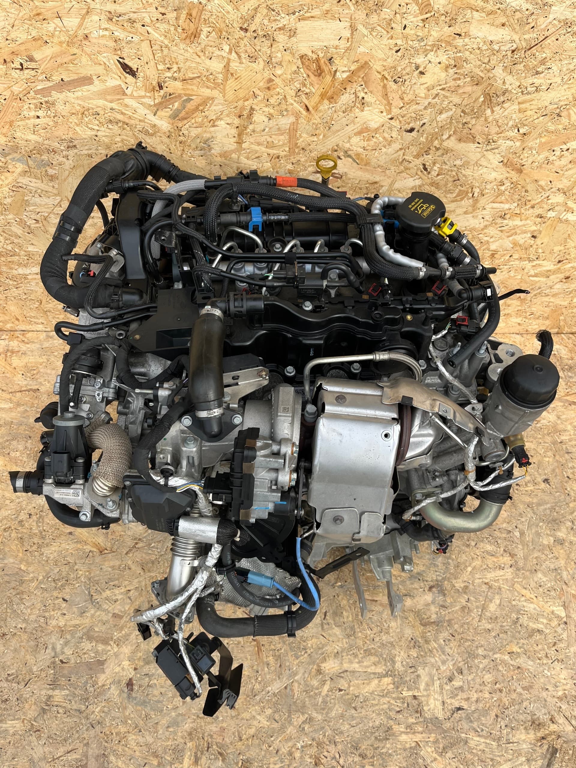 Moteur 204DTD(AJ21D4) — vue 10