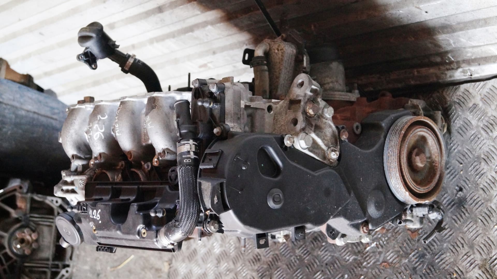 Moteur Q4BA — vue 15