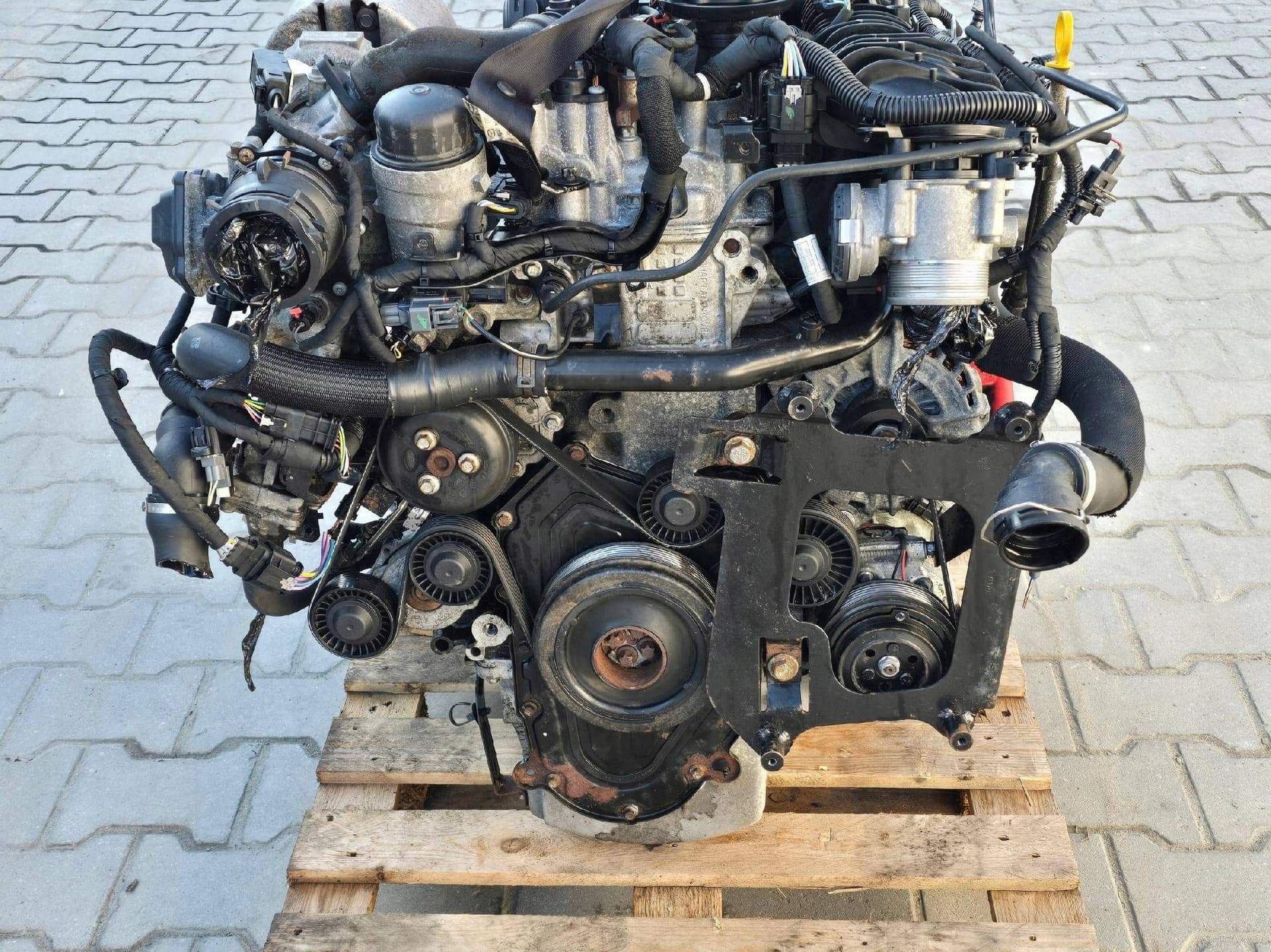 Moteur 204DTD(AJ20D4) — vue 2