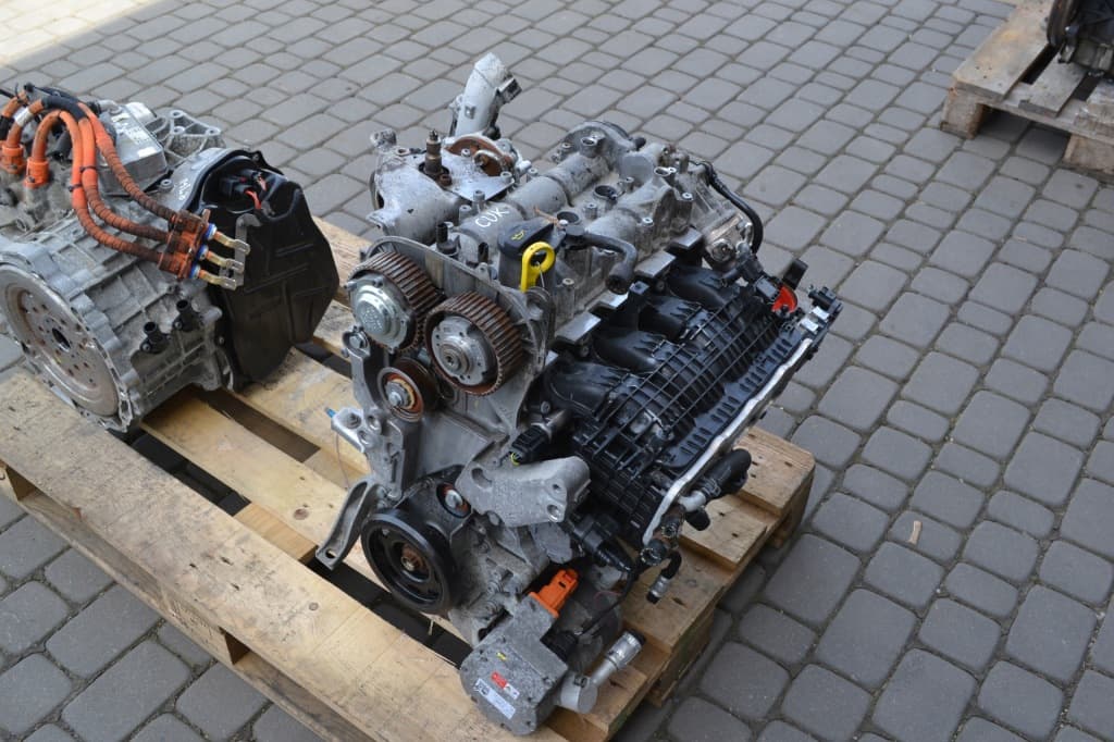 Moteur CUKB — vue 4