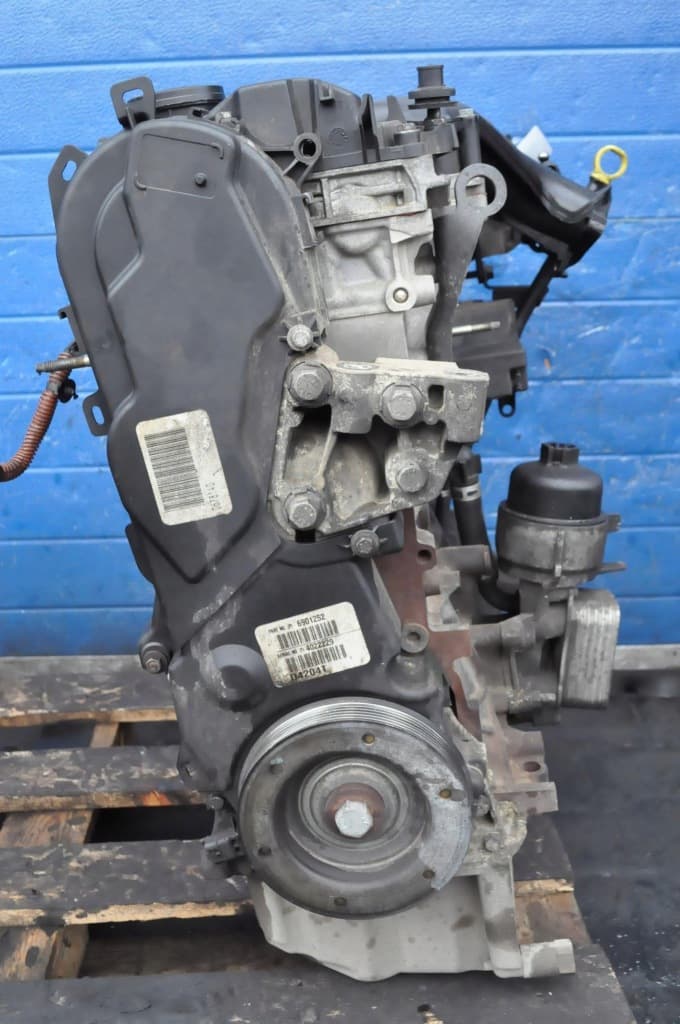 Moteur D 4204 T — vue 3