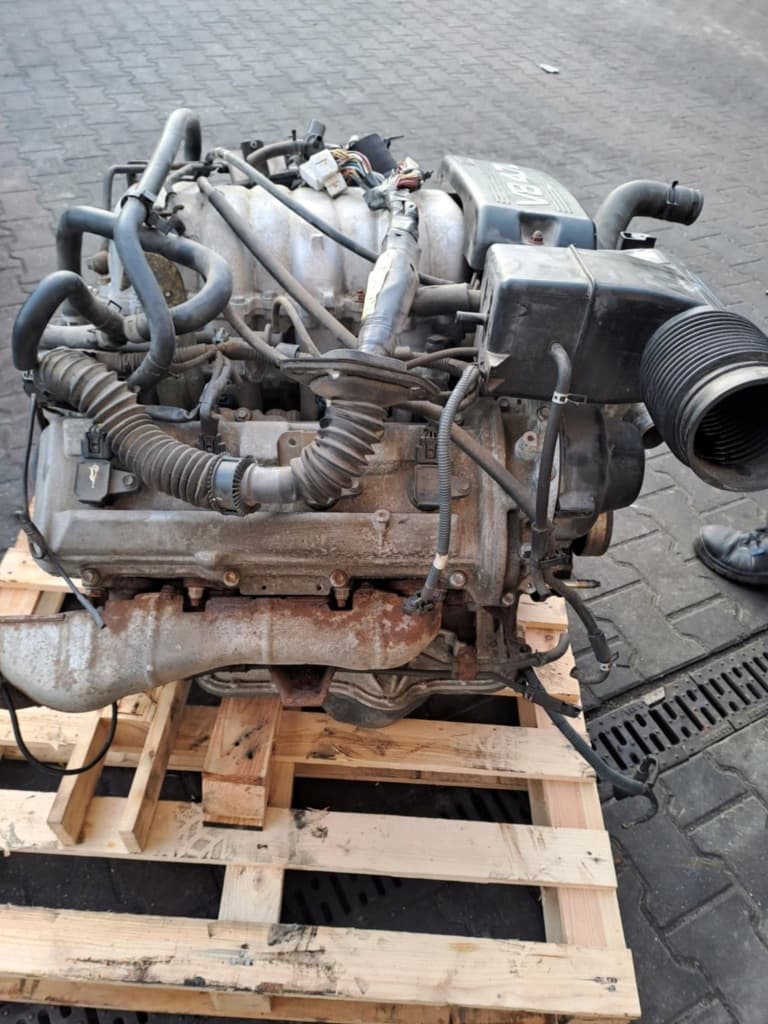 Moteur 2UZ-FE - Image 1
