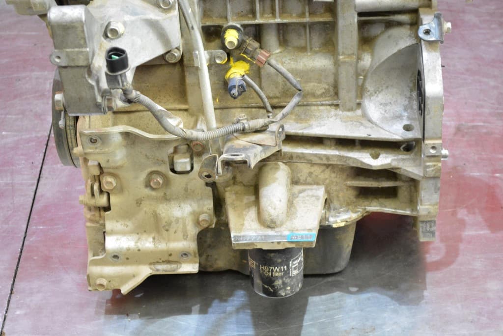 Moteur 4B11 — vue 10