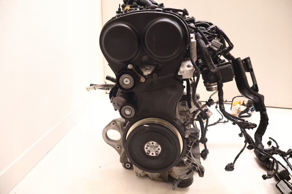Moteur B 4204 T46 — vue 2