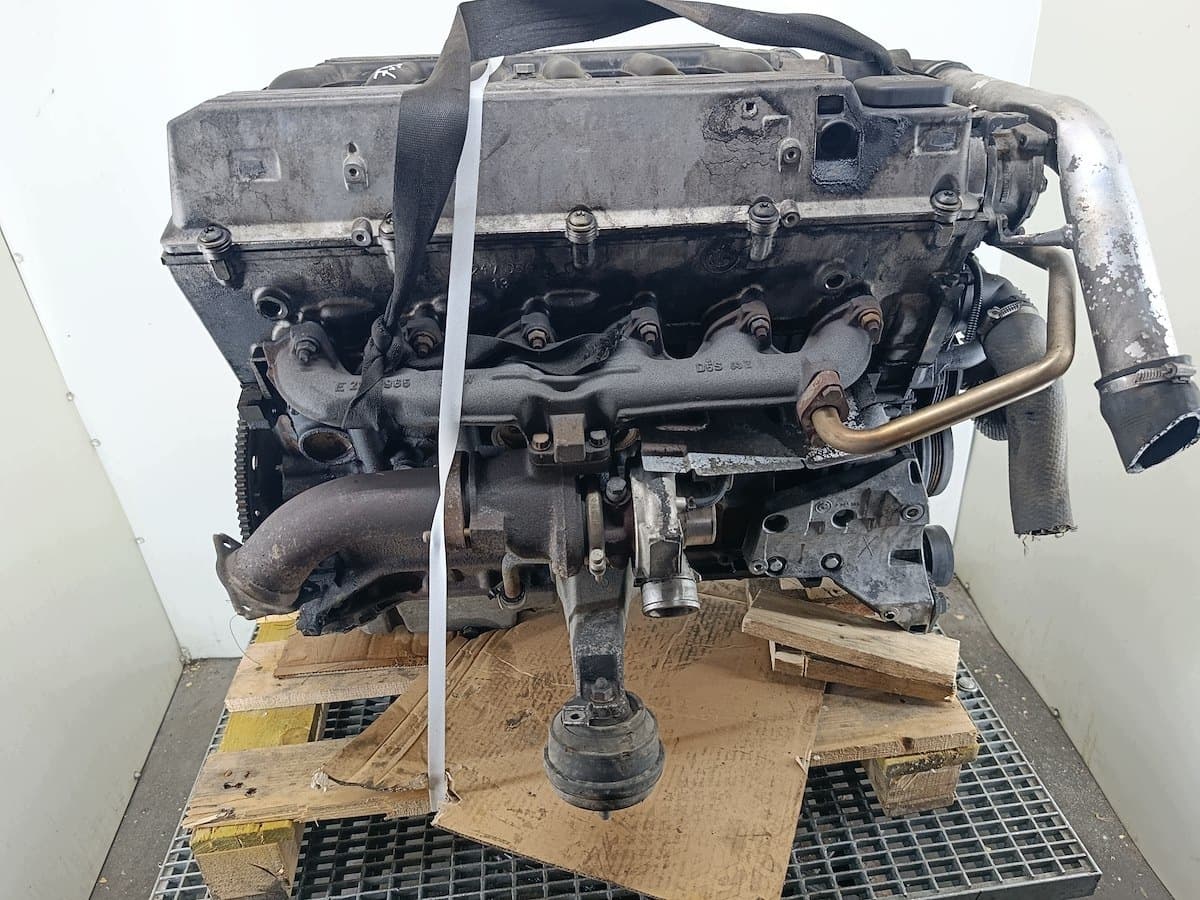 Moteur M51 D25 (256T1) — vue 6