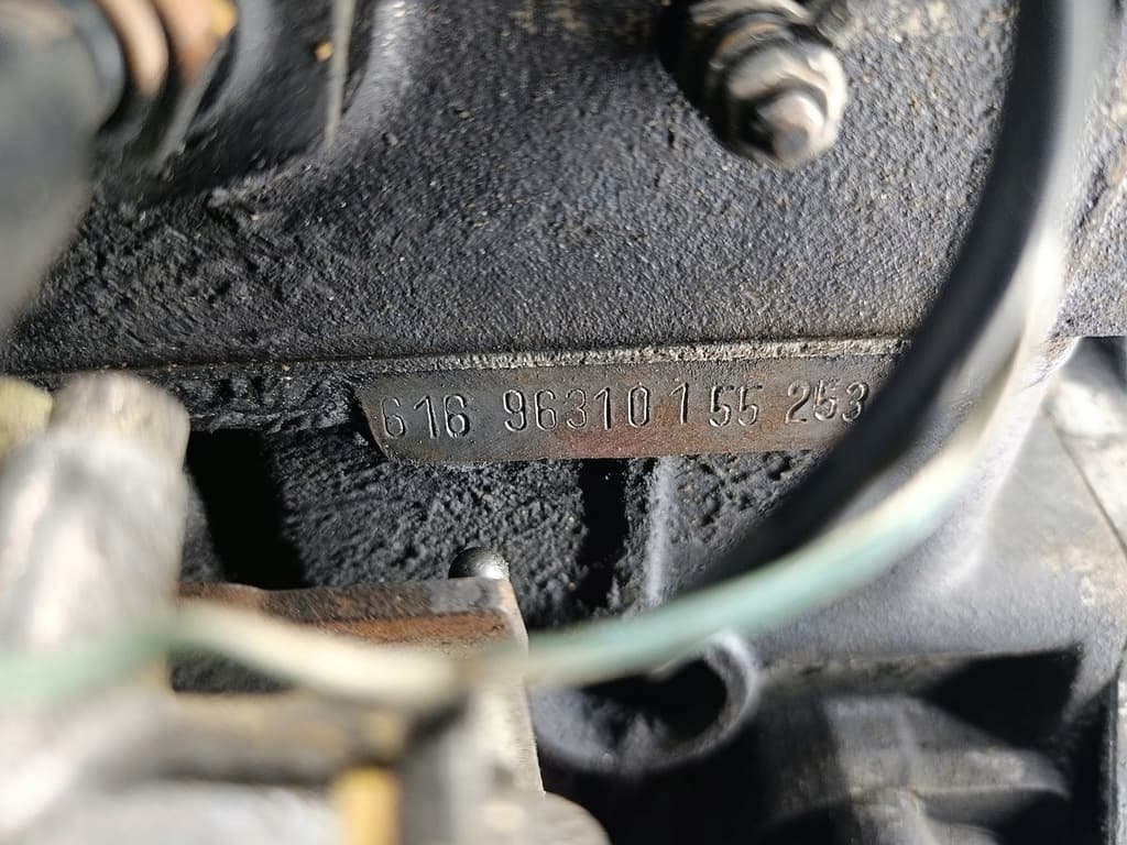 Moteur OM 616.963 pour Mercedes-Benz