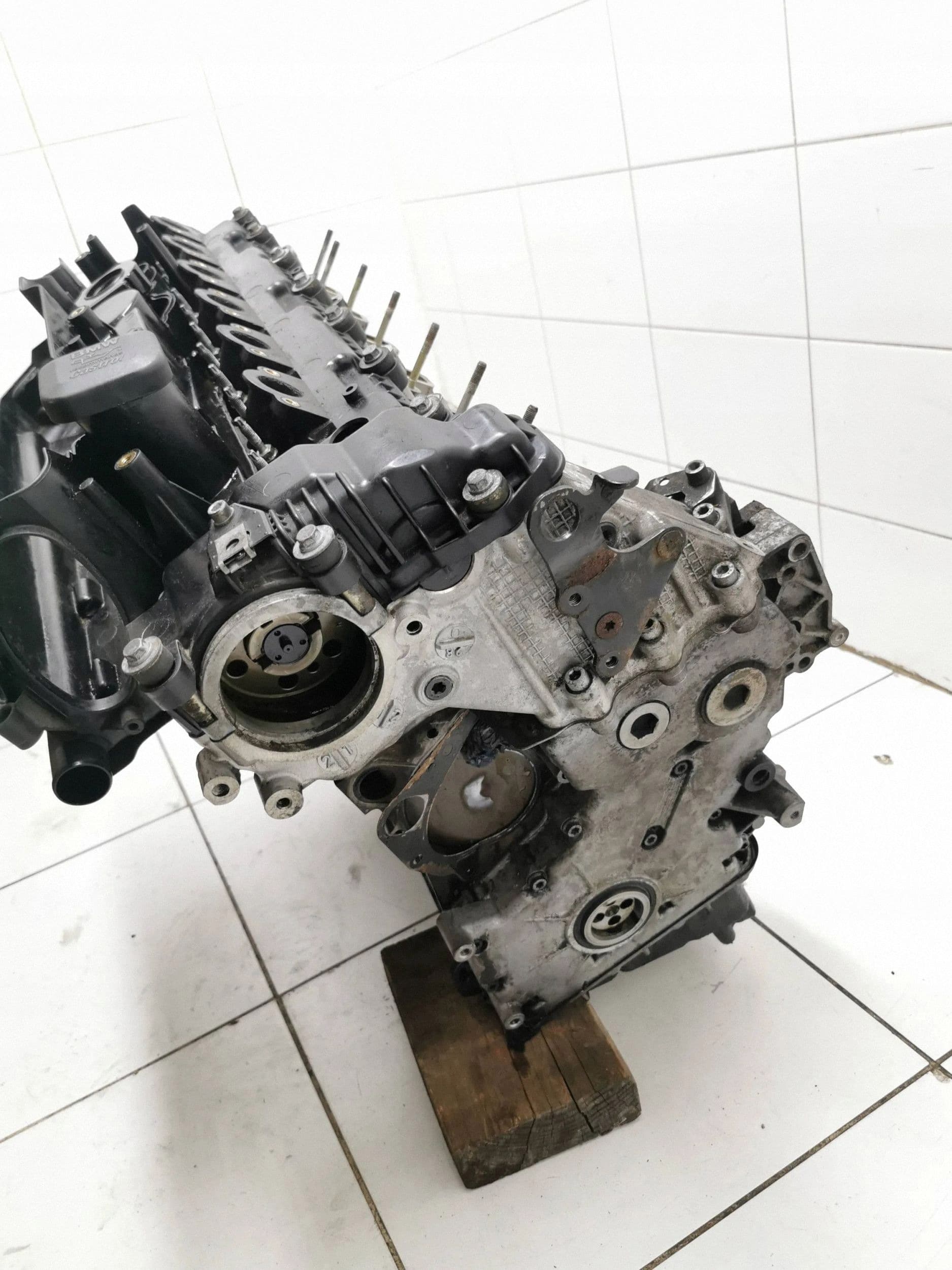 Moteur M57 D25 (256D2) — vue 6