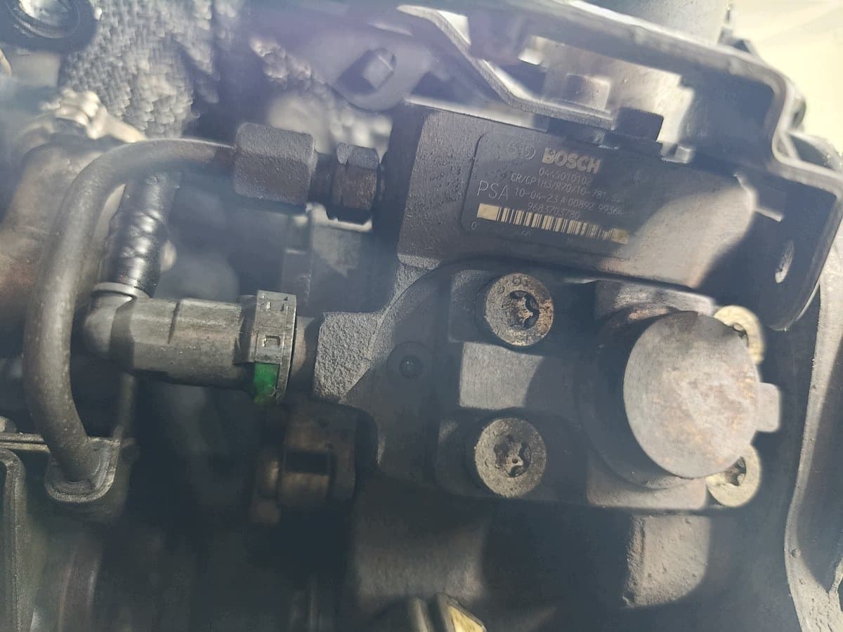 Moteur 9HX (DV6AUTED4) — vue 3