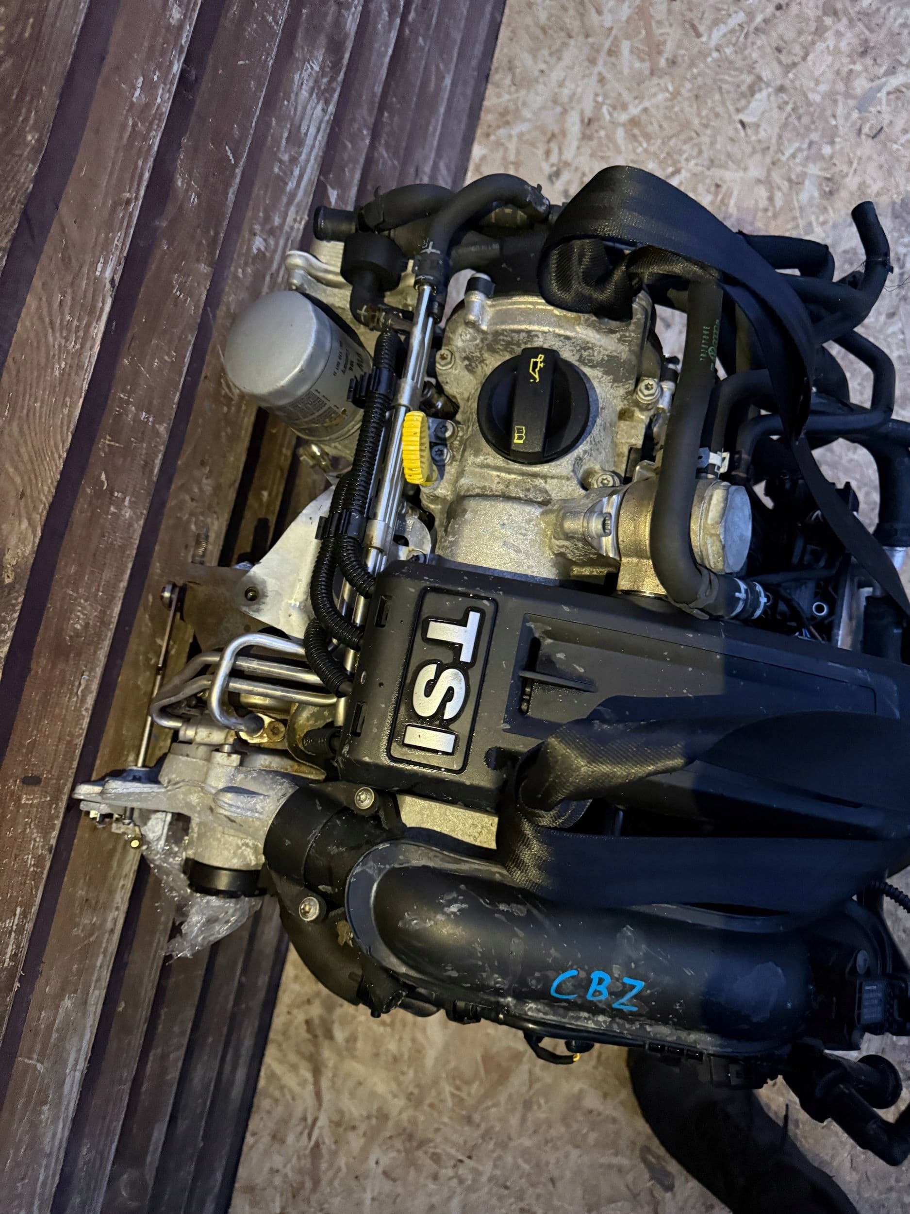 Moteur CBZA — vue 8