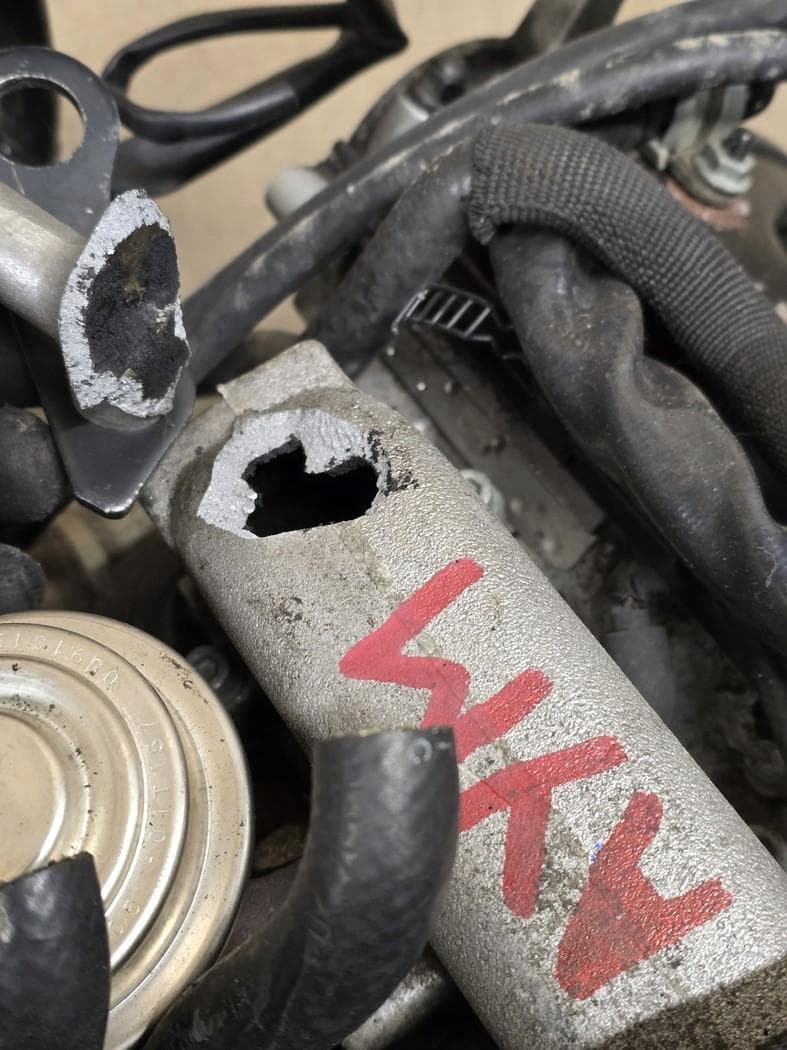 Moteur AYM — vue 3