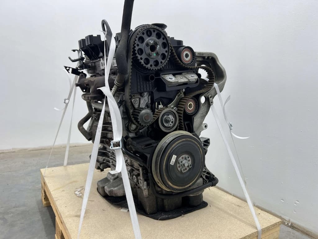 Moteur D 4204 T8 — vue 2