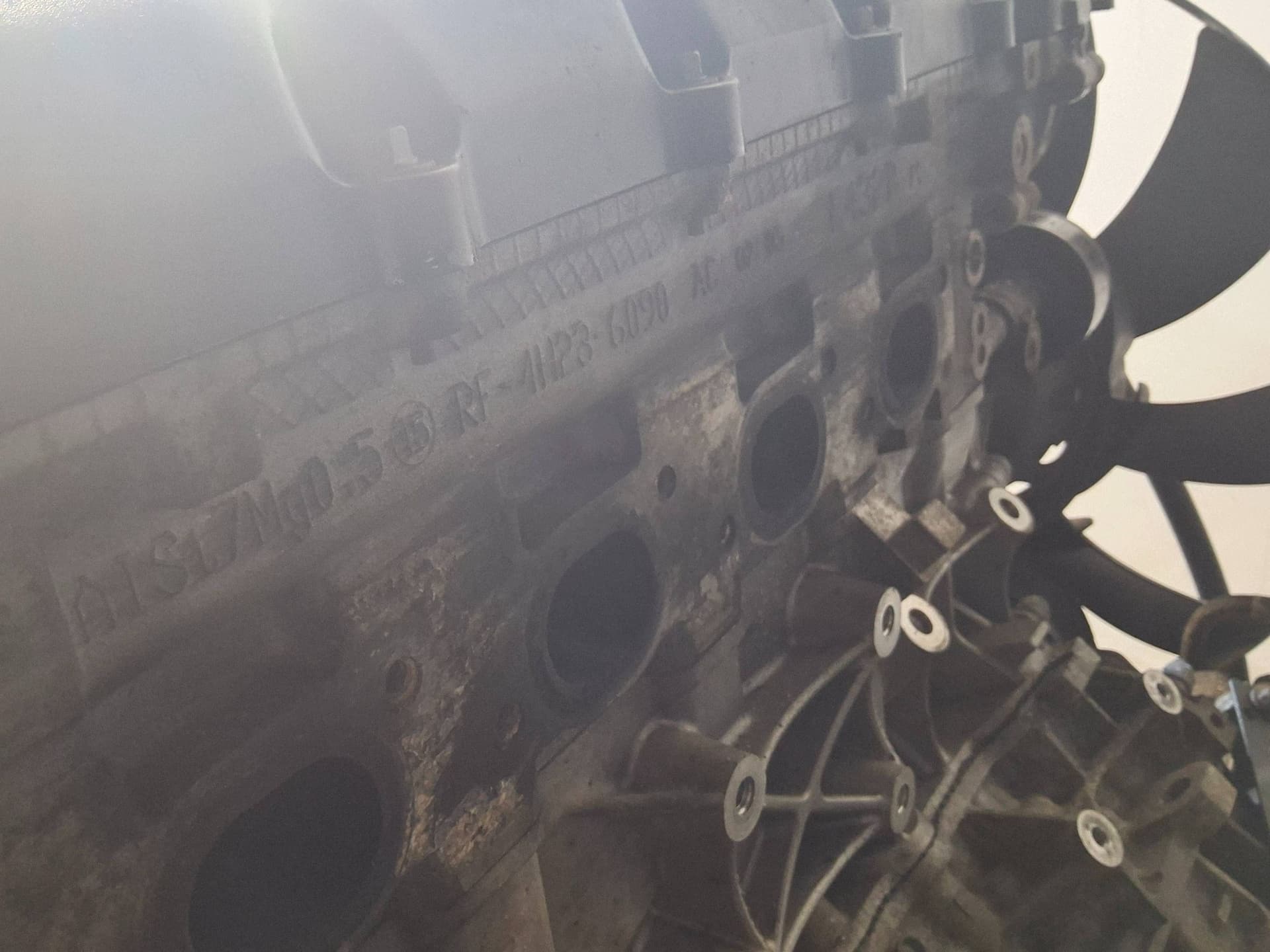 Moteur 428PS(AJV8) — vue 15