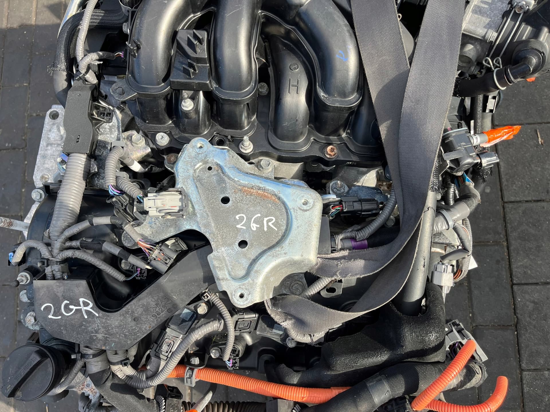Moteur 2GR-FXE — vue 8