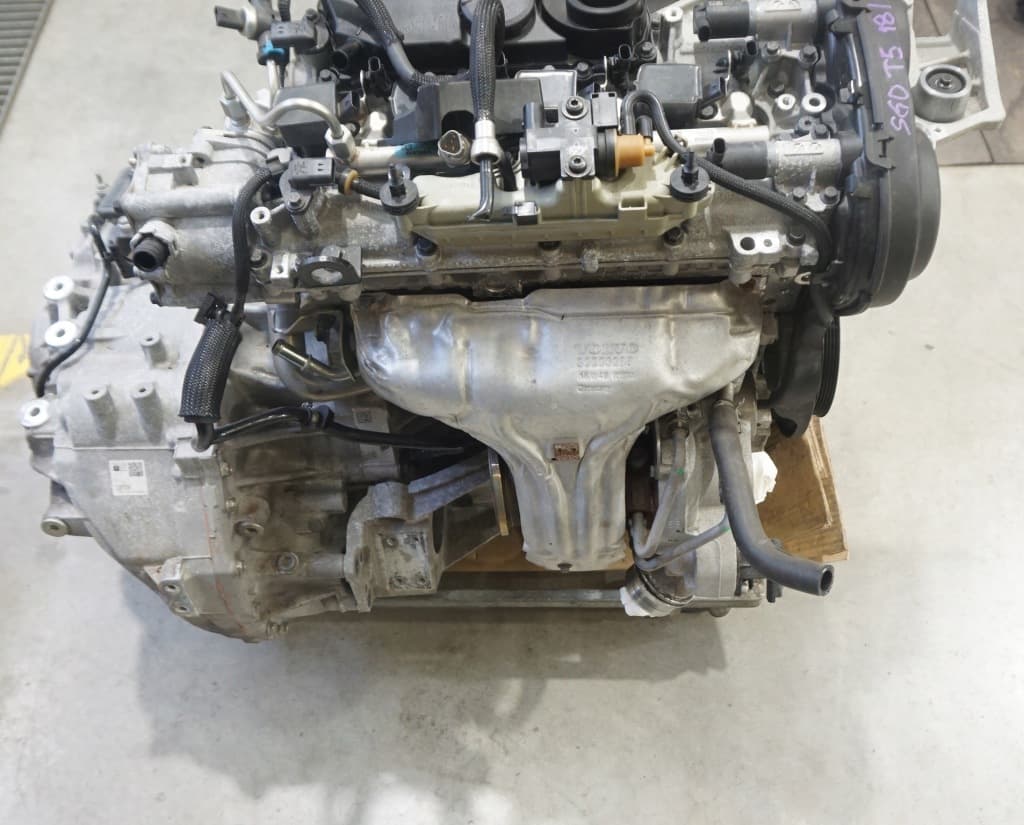 Moteur B 4204 T26 — vue 4