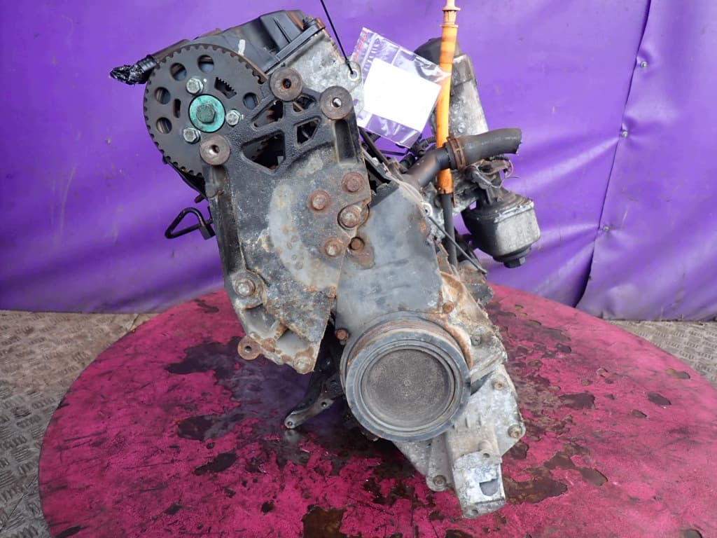 Moteur AUY — vue 3