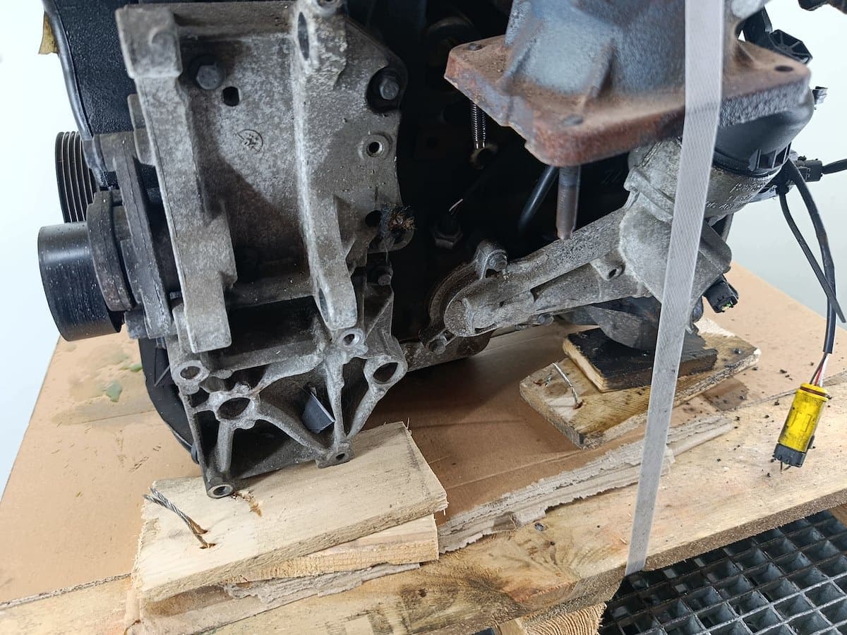 Moteur NFU (TU5JP4) — vue 5