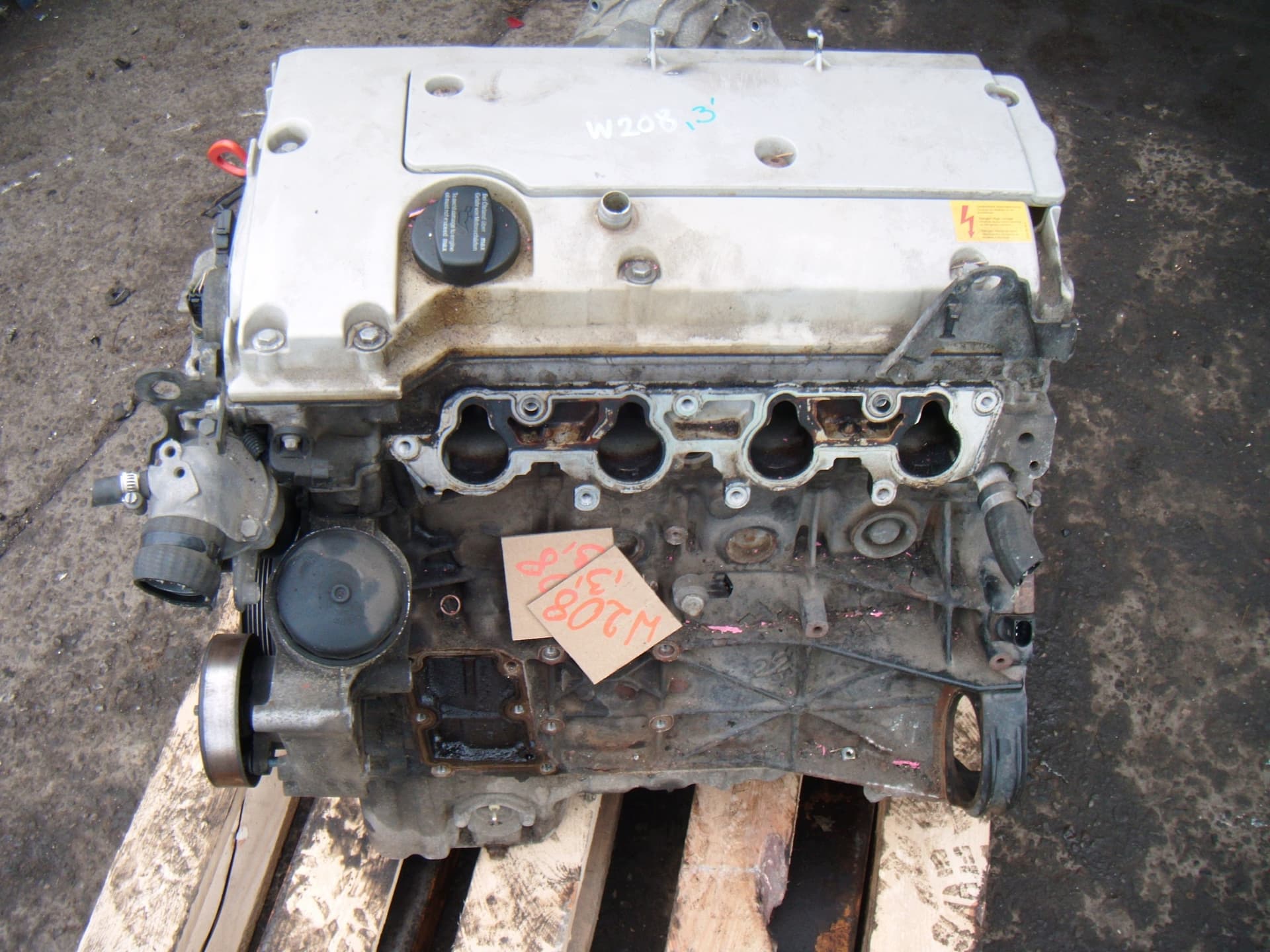 Moteur M 111.945 — vue 2