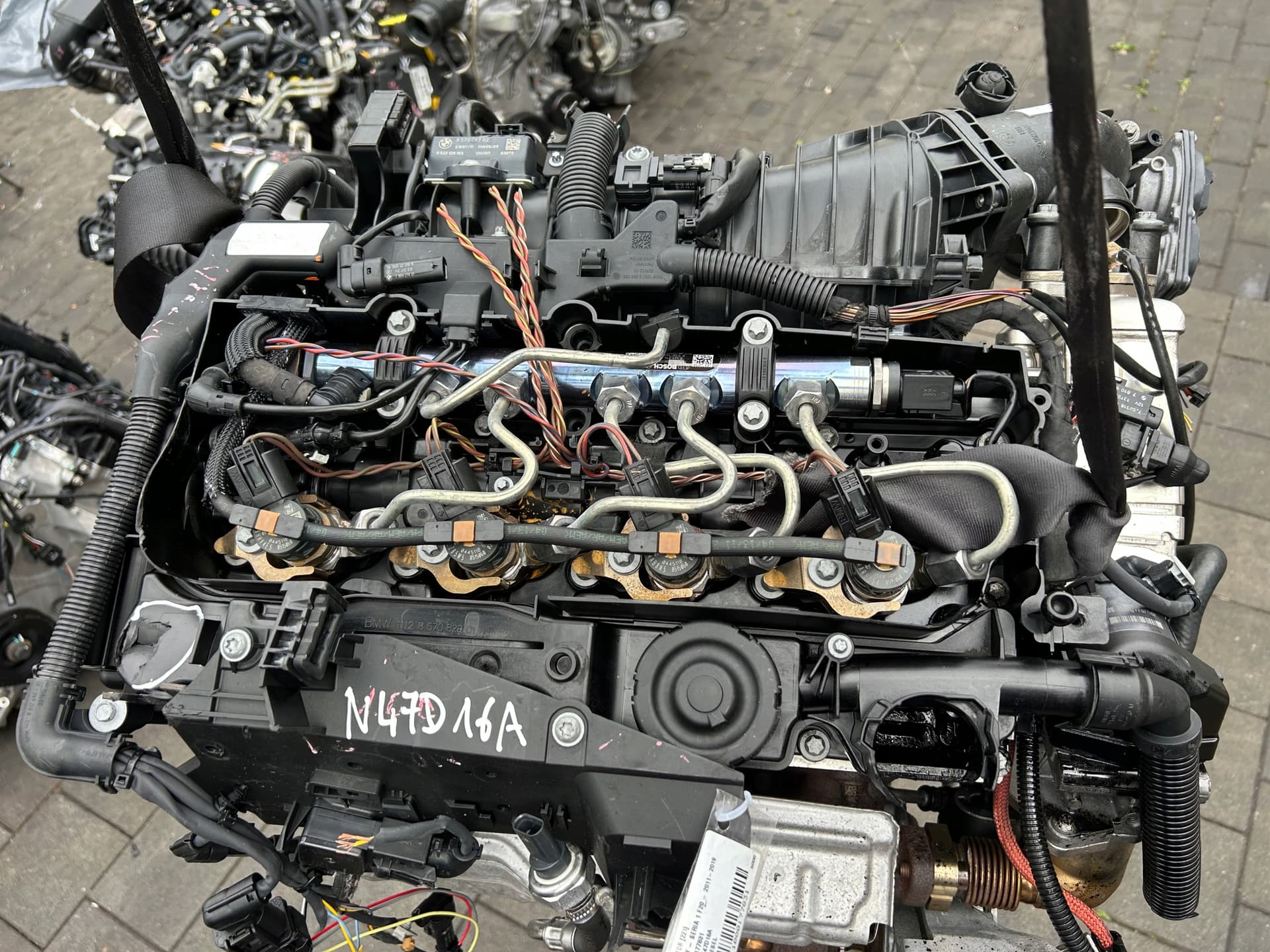 Moteur N47 D16 A — vue 9