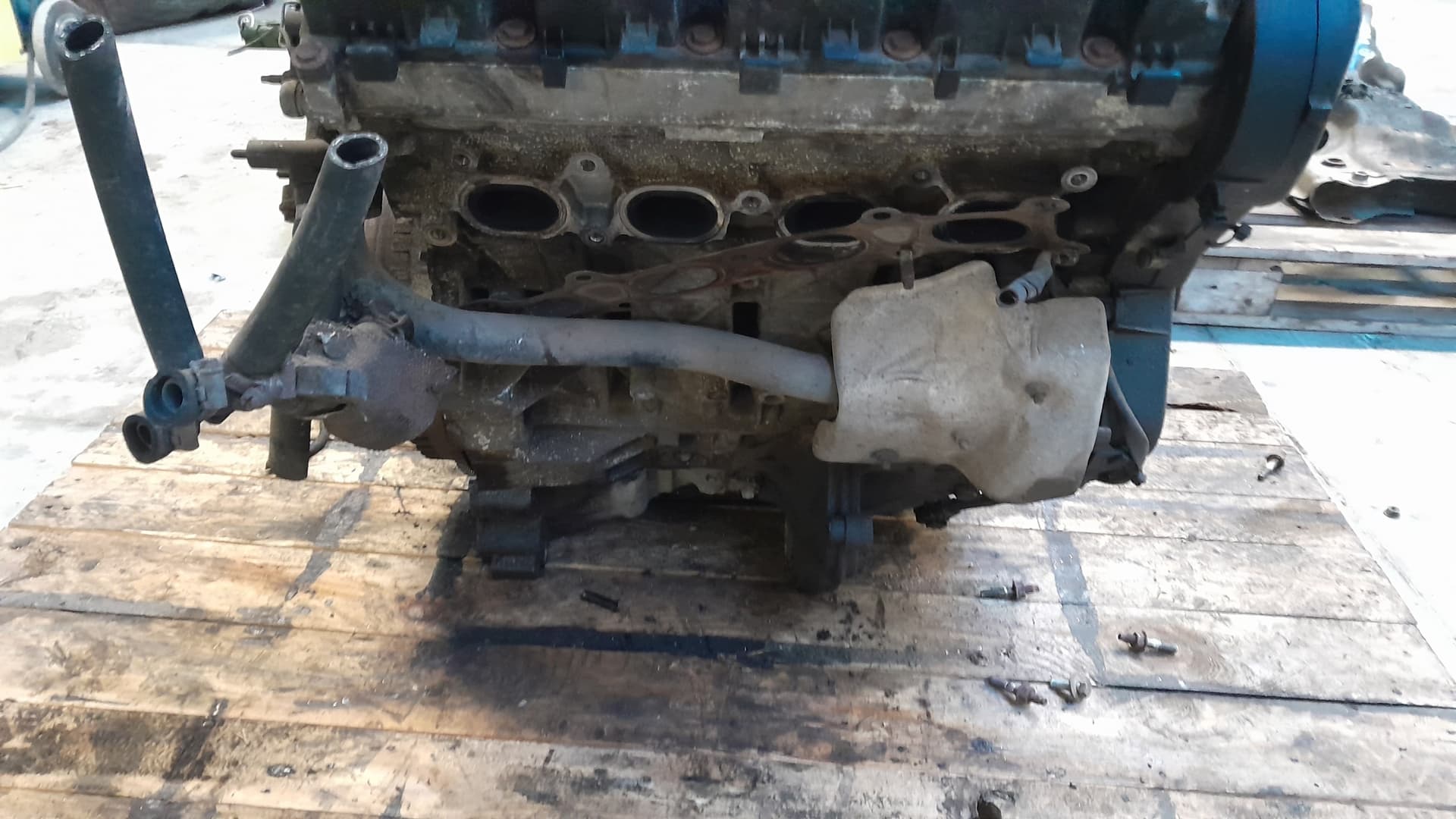 Moteur RFJ (EW10A) — vue 2