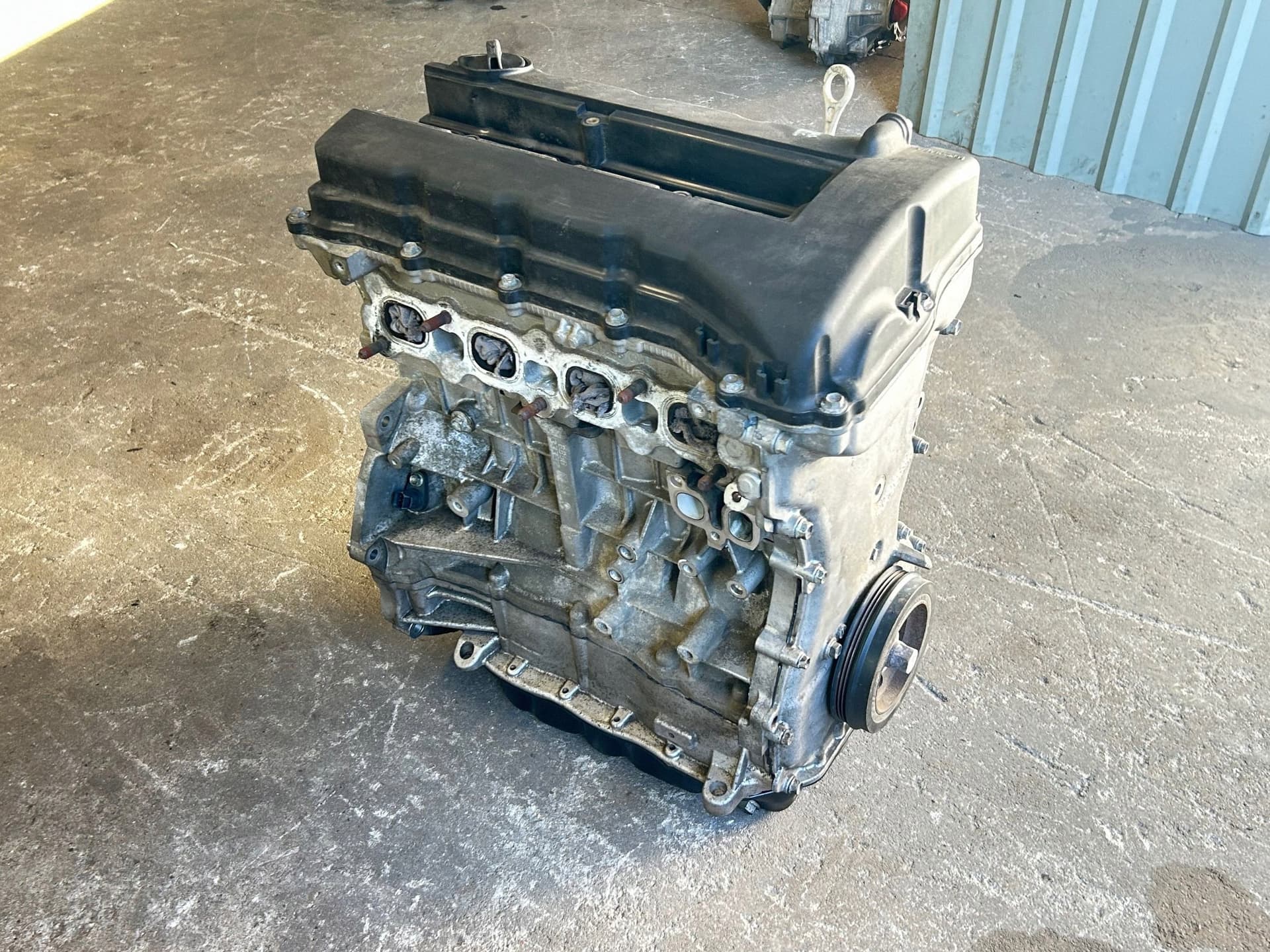Moteur 4B12 — vue 5