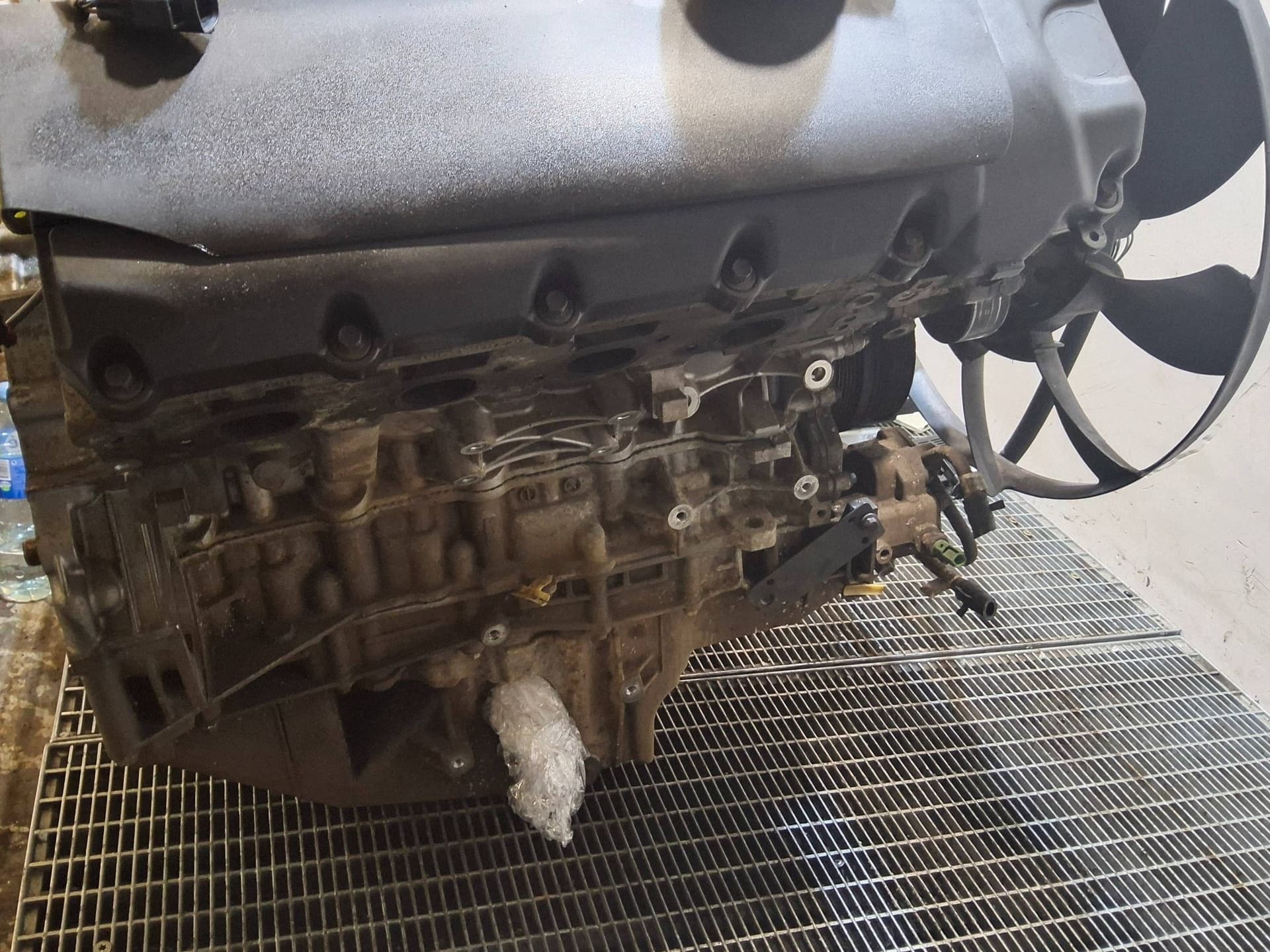 Moteur 428PS(AJV8) — vue 7