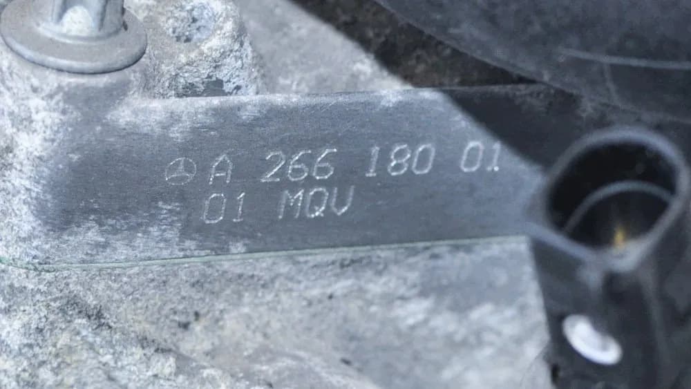 Moteur M 266.960 — vue 4