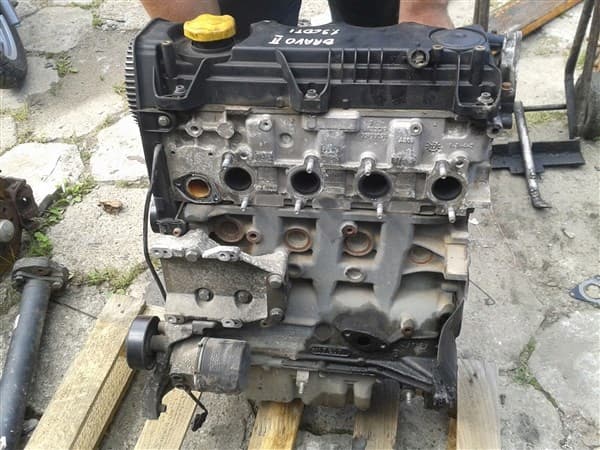 Moteur 192 A8.000 — vue 2