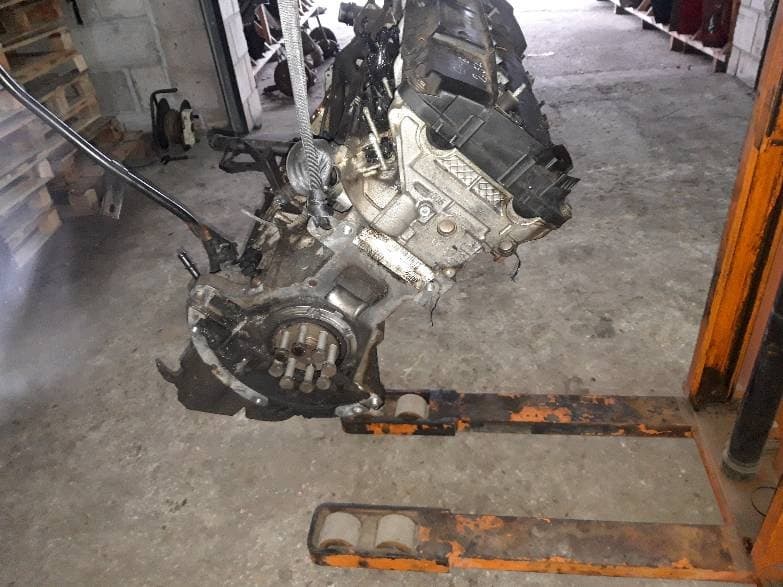 Moteur M52 B20 (206S4) — vue 4