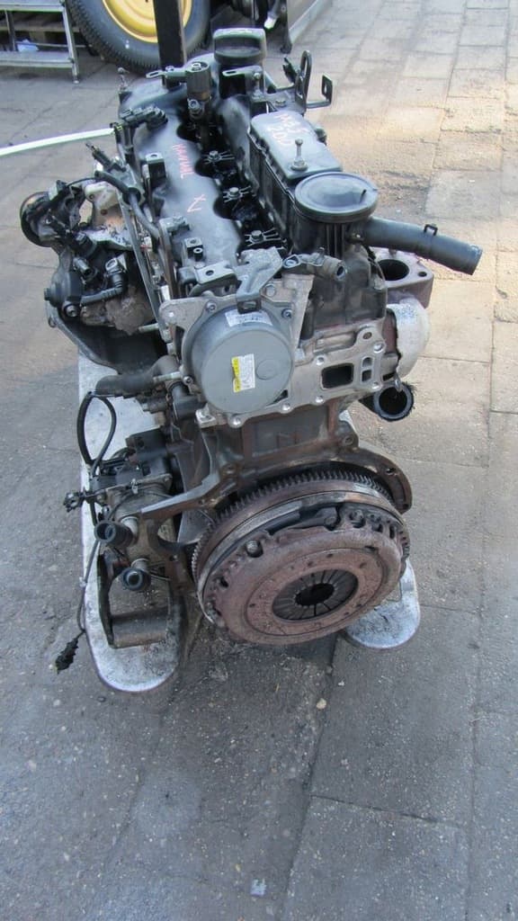 Moteur D4HA — vue 4