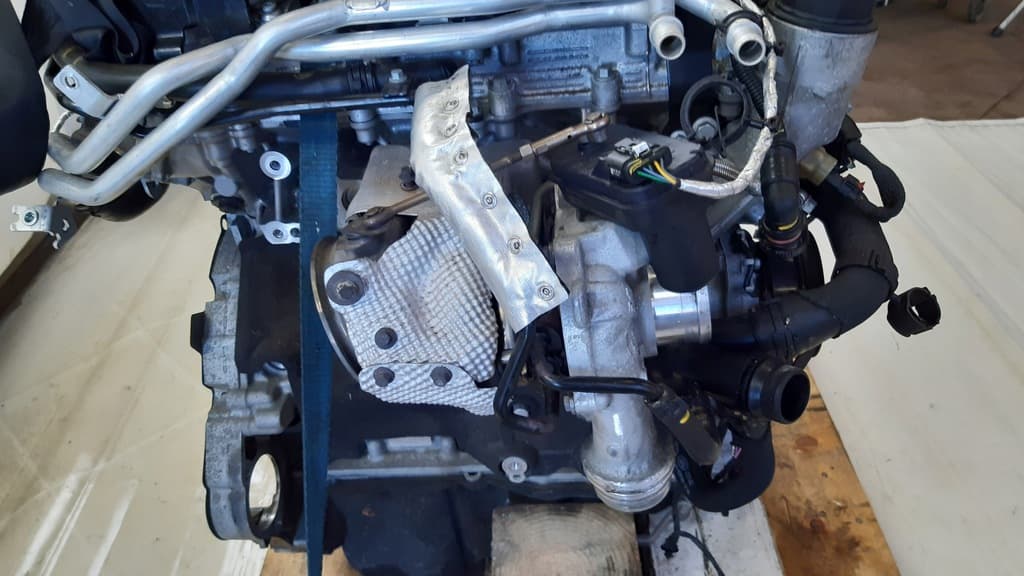 Moteur PT204(AJ20P4) — vue 3