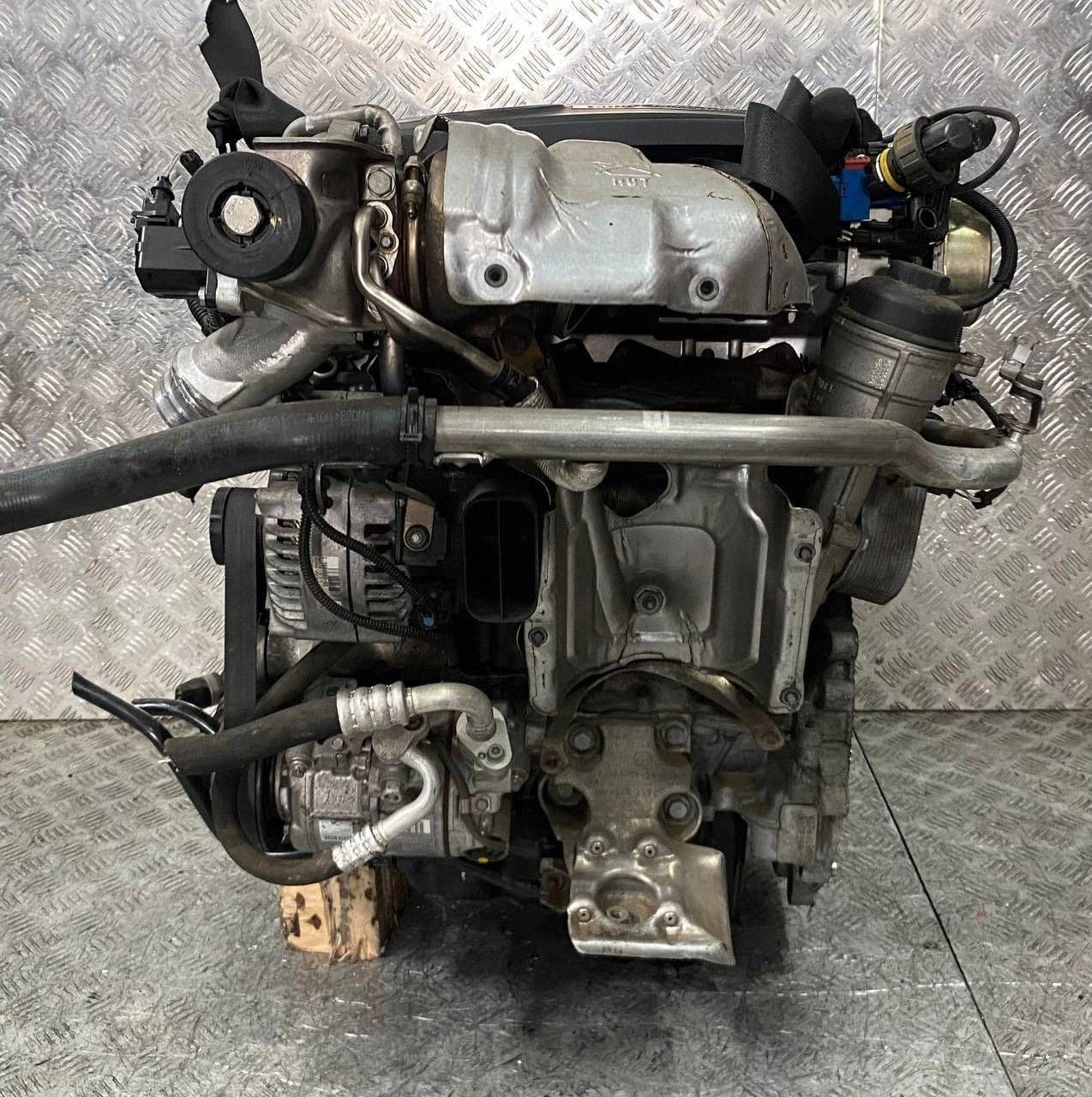 Moteur N13 B16 A — vue 2