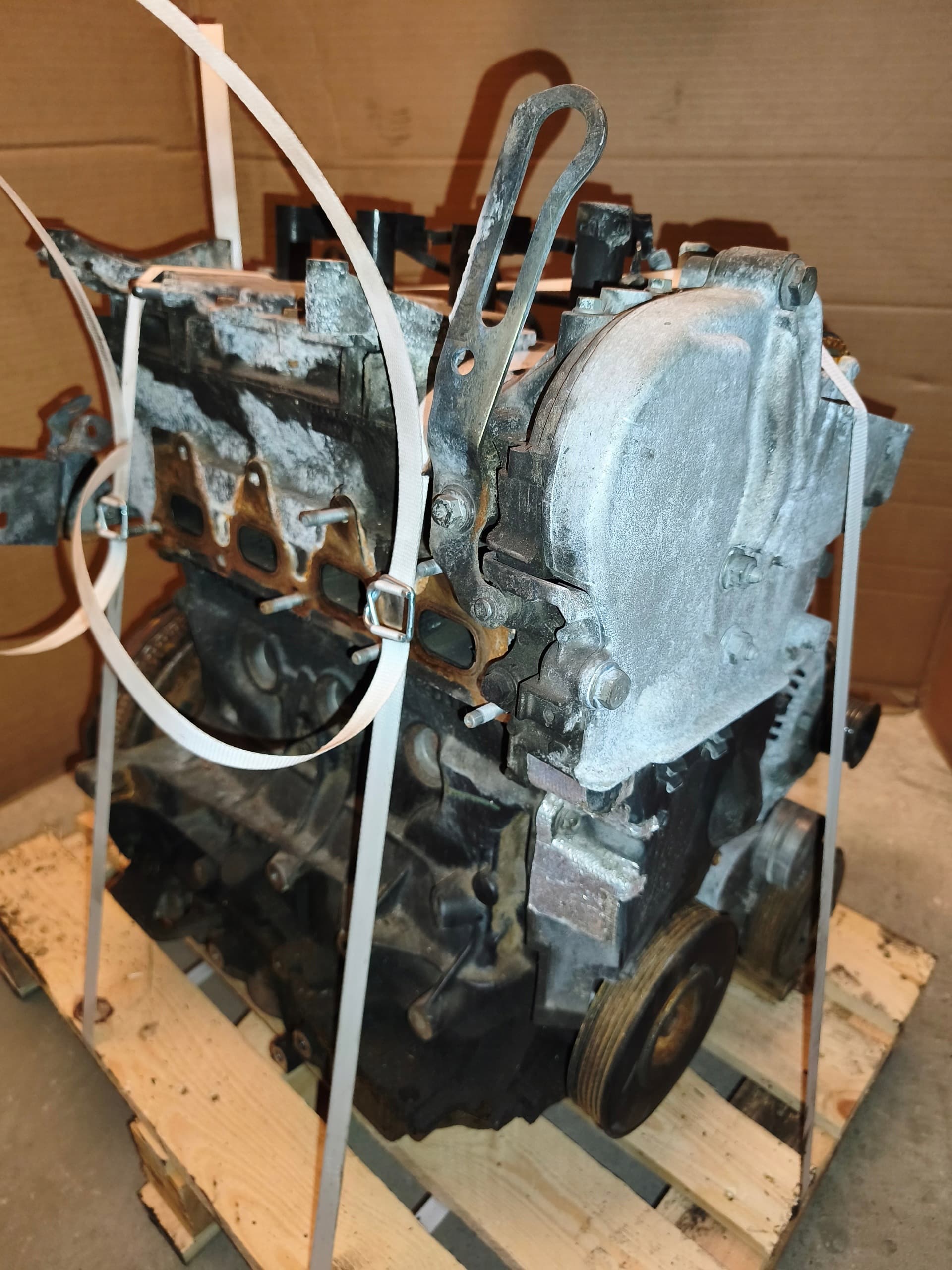 Moteur F4R 770 — vue 4