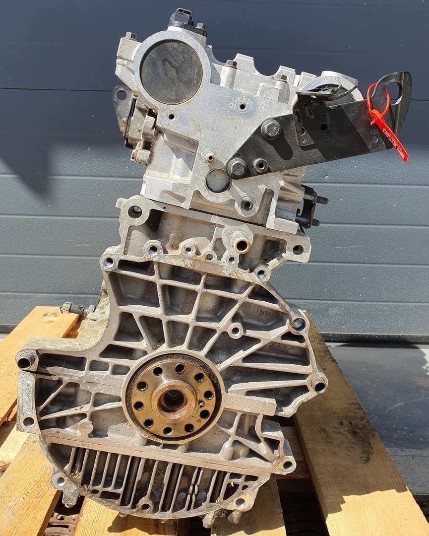 Moteur B 5244 S4 — vue 5