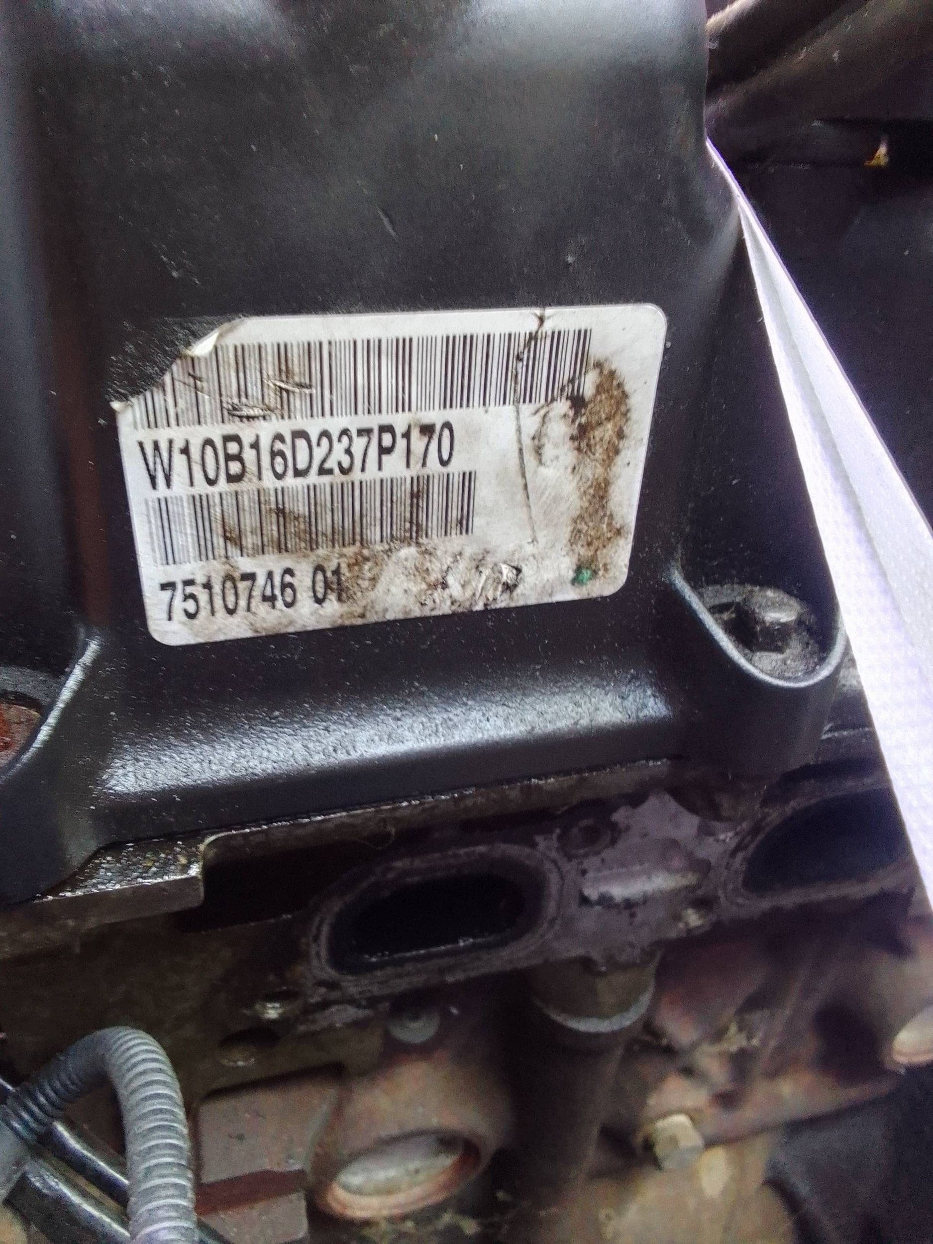Moteur W10 B16 A — vue 3