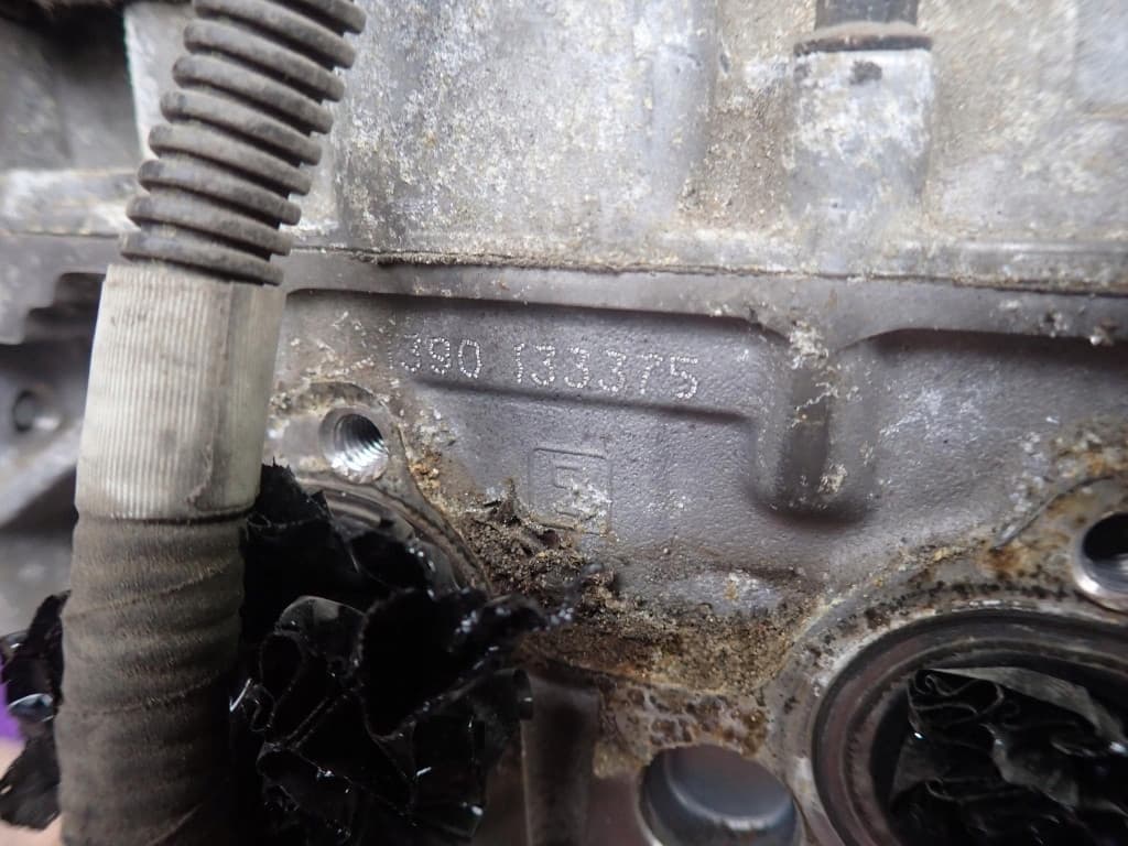 Moteur 9HL (DV6C) — vue 5