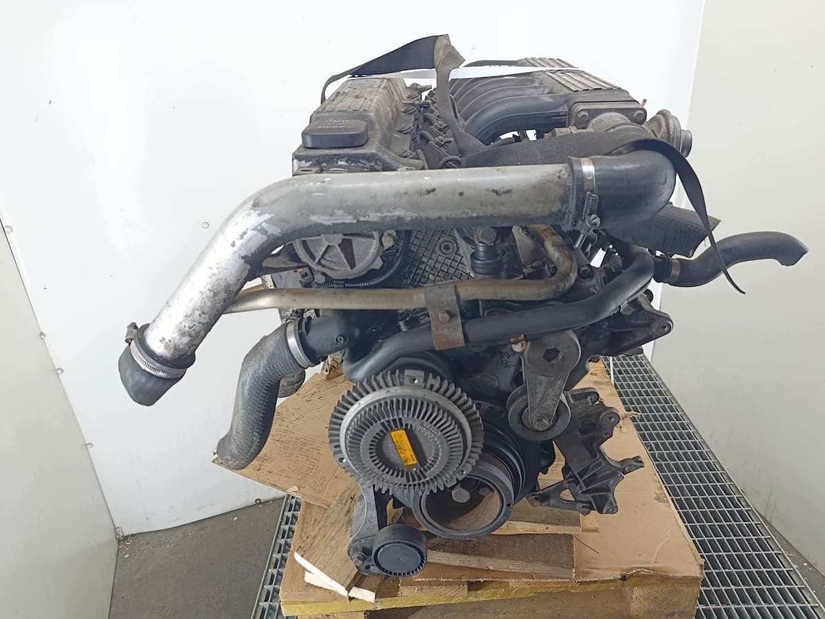 Moteur M51 D25 (256T1) — vue 8