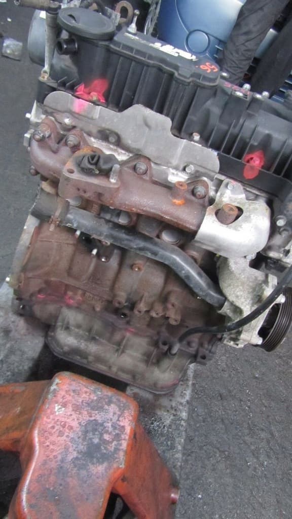 Moteur D4HA — vue 4