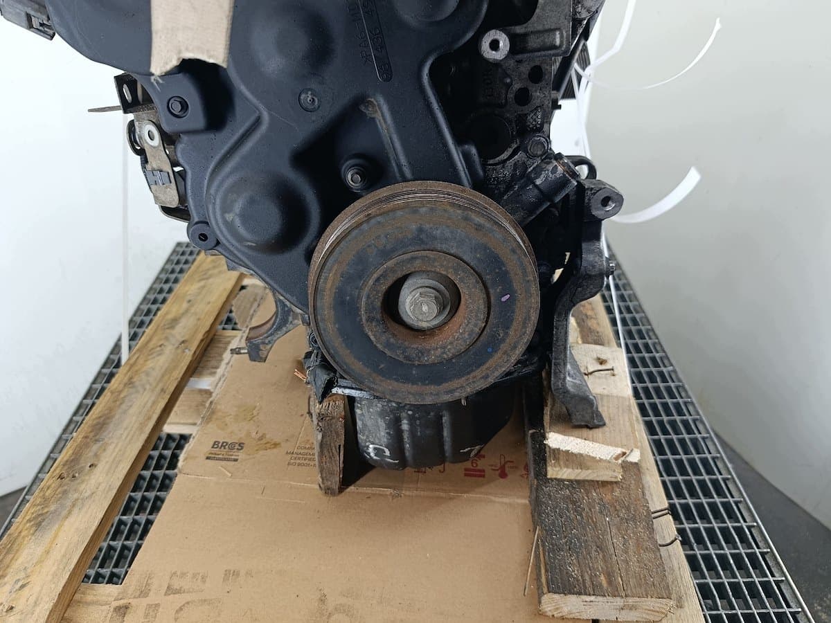 Moteur Y601 — vue 5