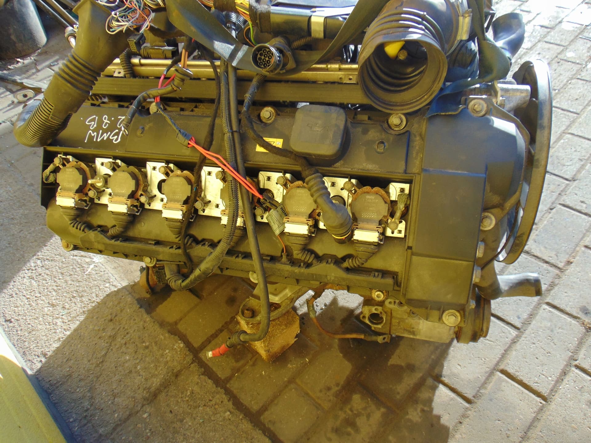 Moteur M52 B28 (286S1) — vue 7