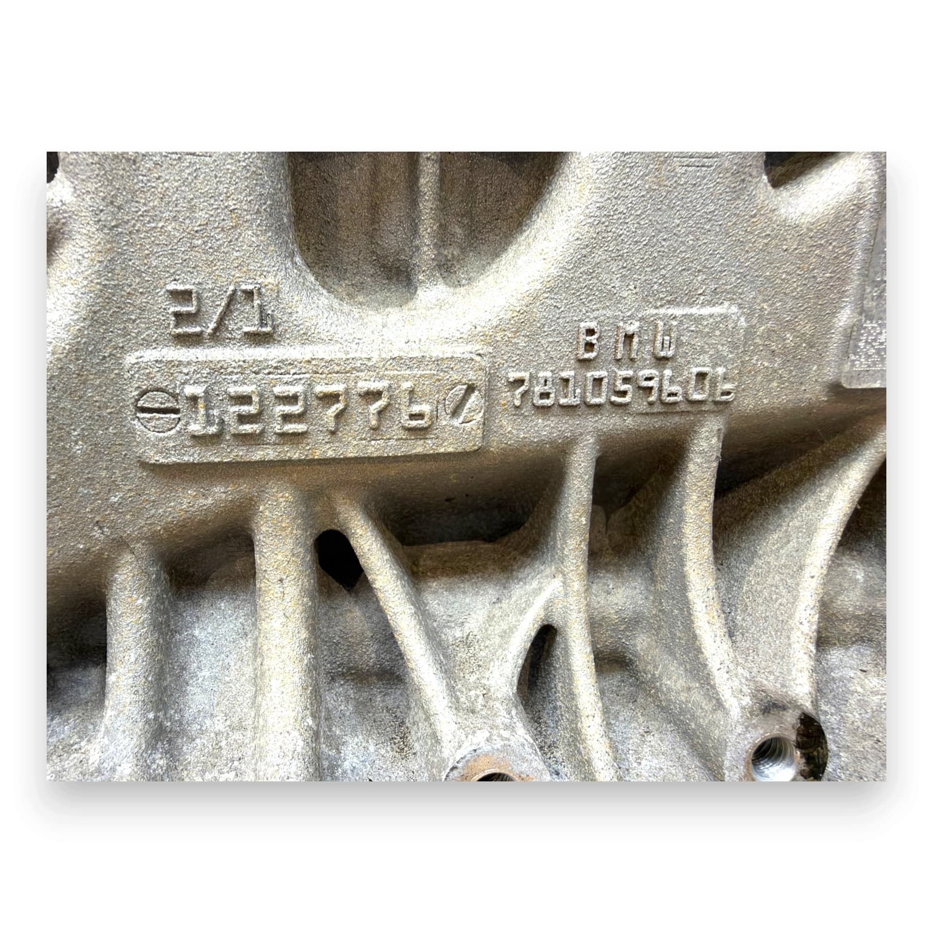 Moteur N47 D20 C — vue 13