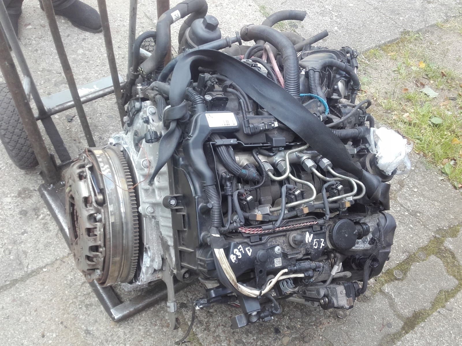 Moteur B37 D15 A — vue 2