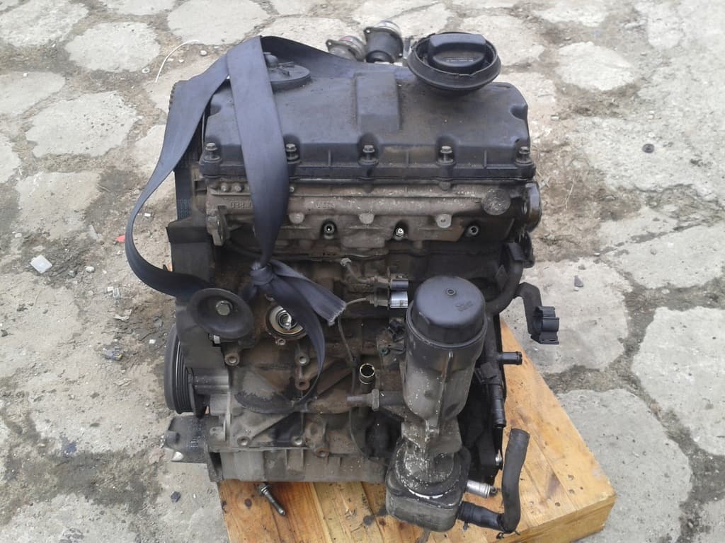 Moteur AUY — vue 2