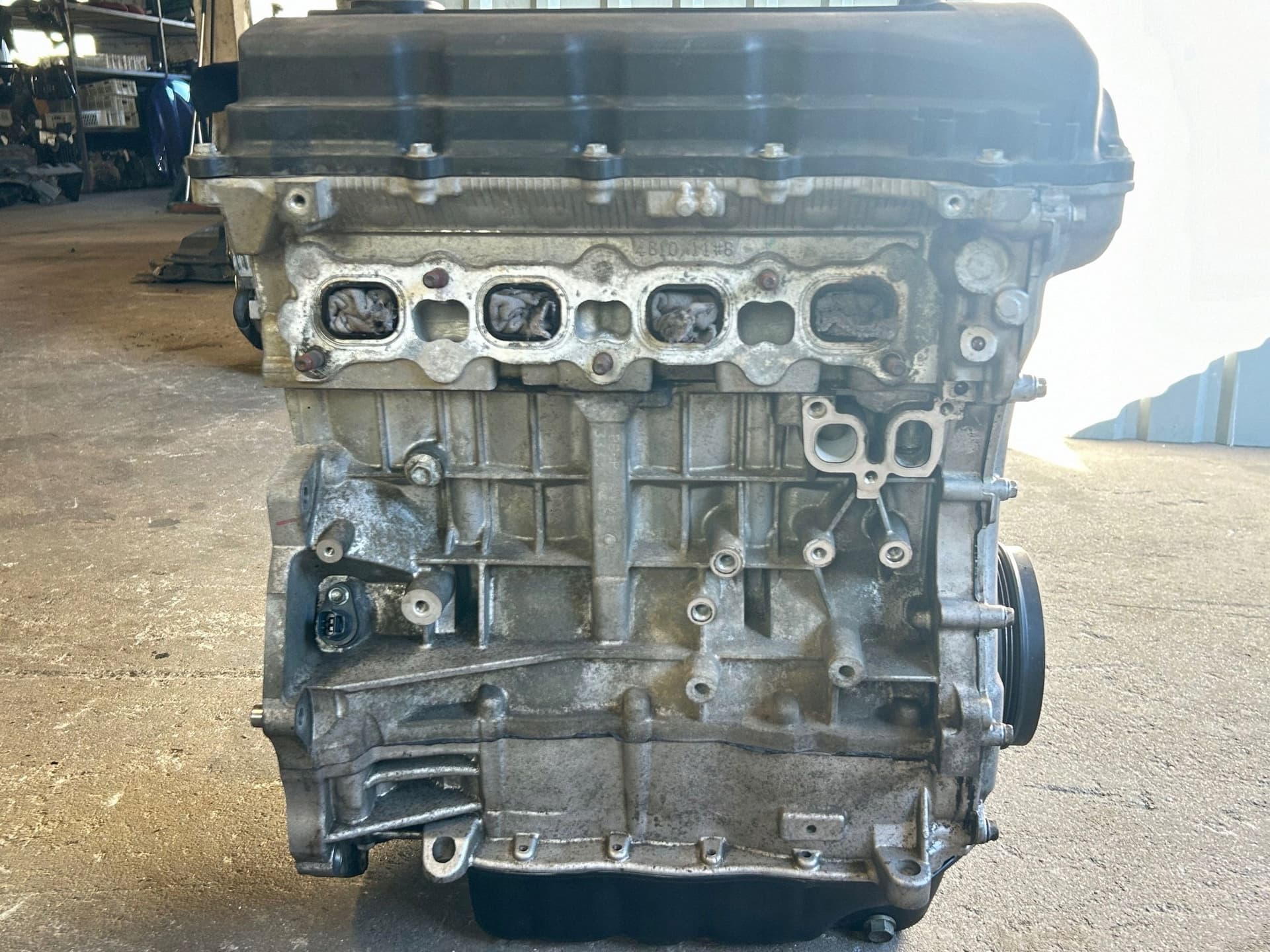 Moteur 4B12 — vue 8