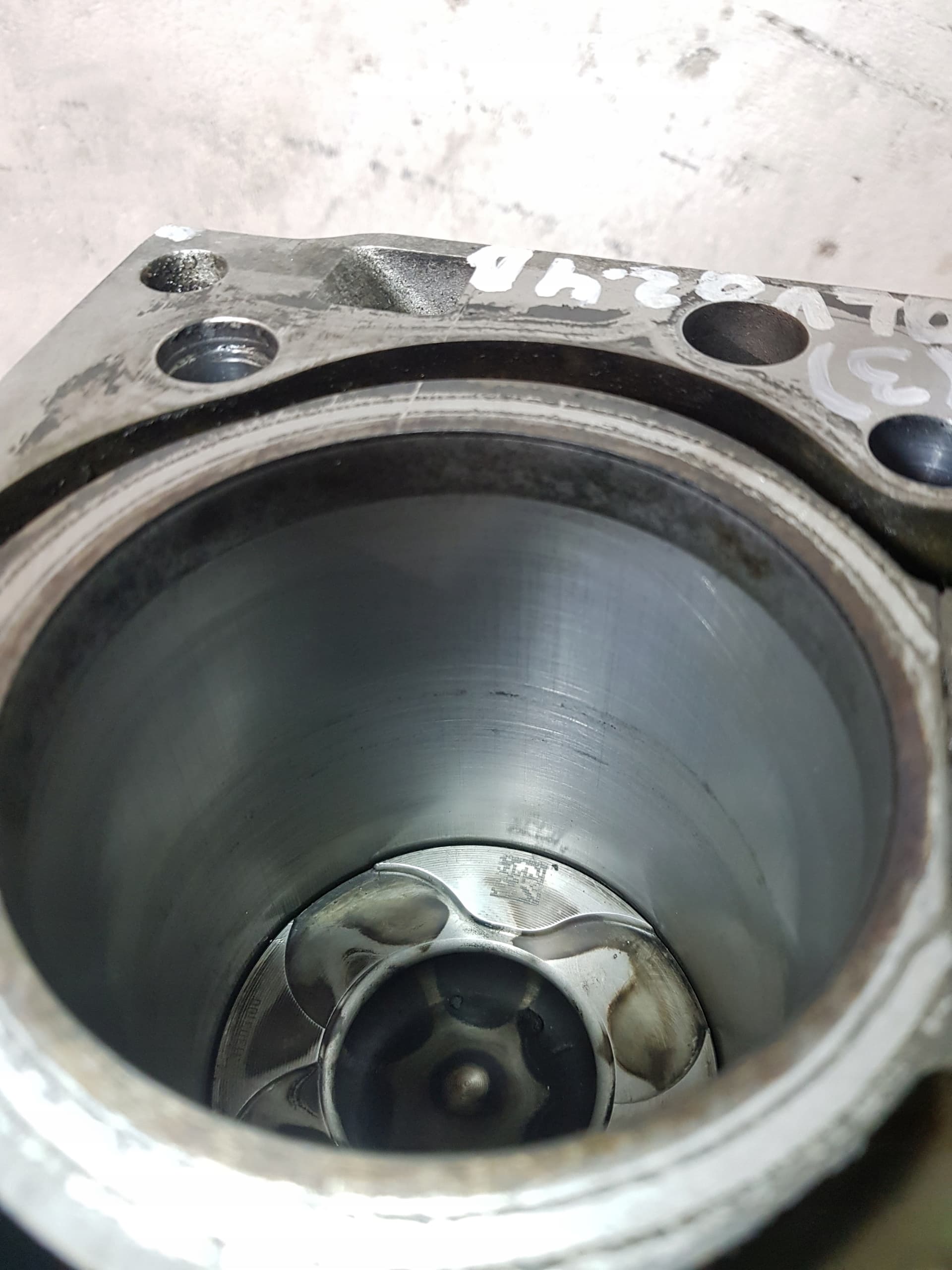 Moteur D 5244 T15 — vue 7