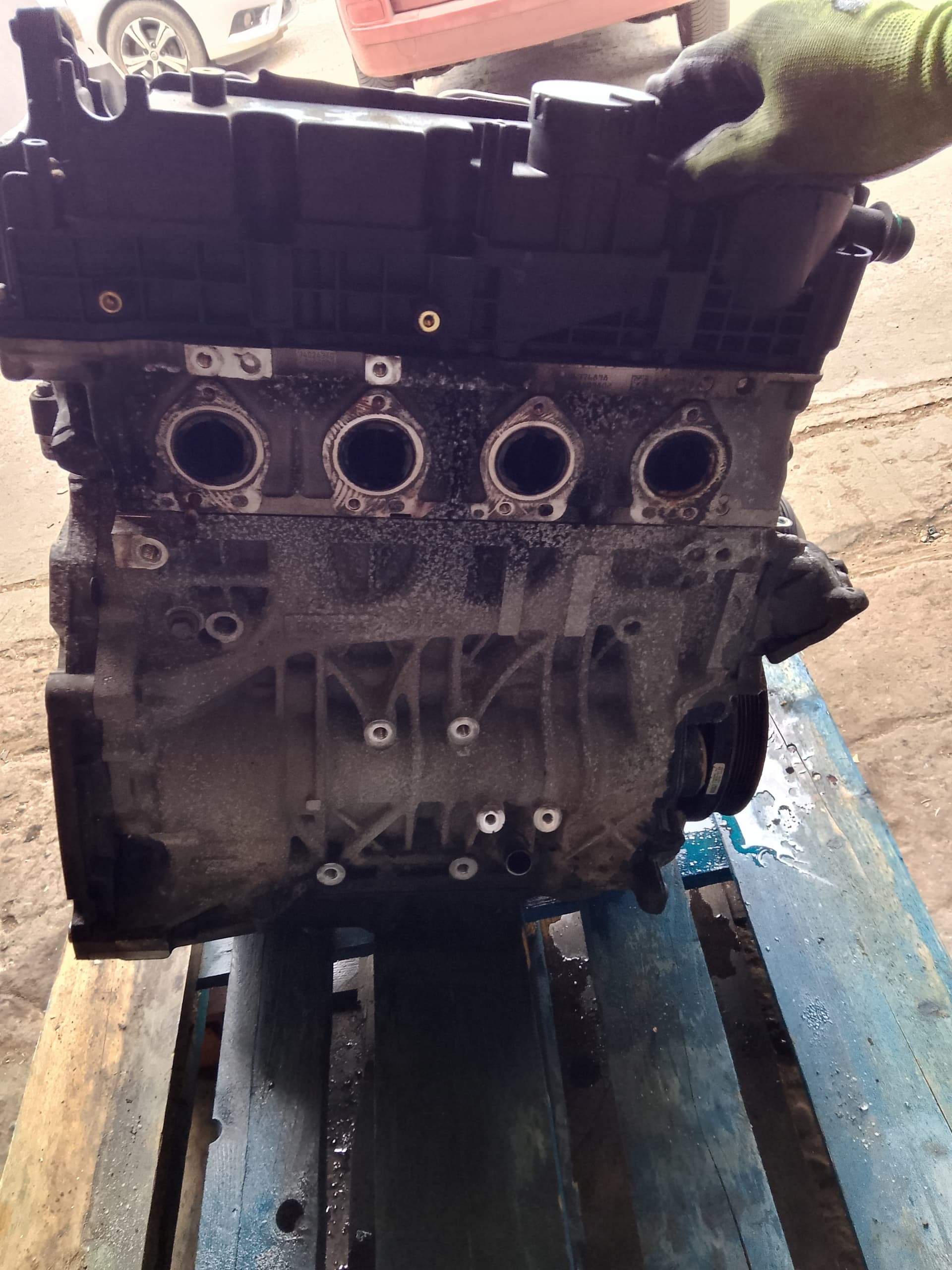Moteur N47 D20 A — vue 4