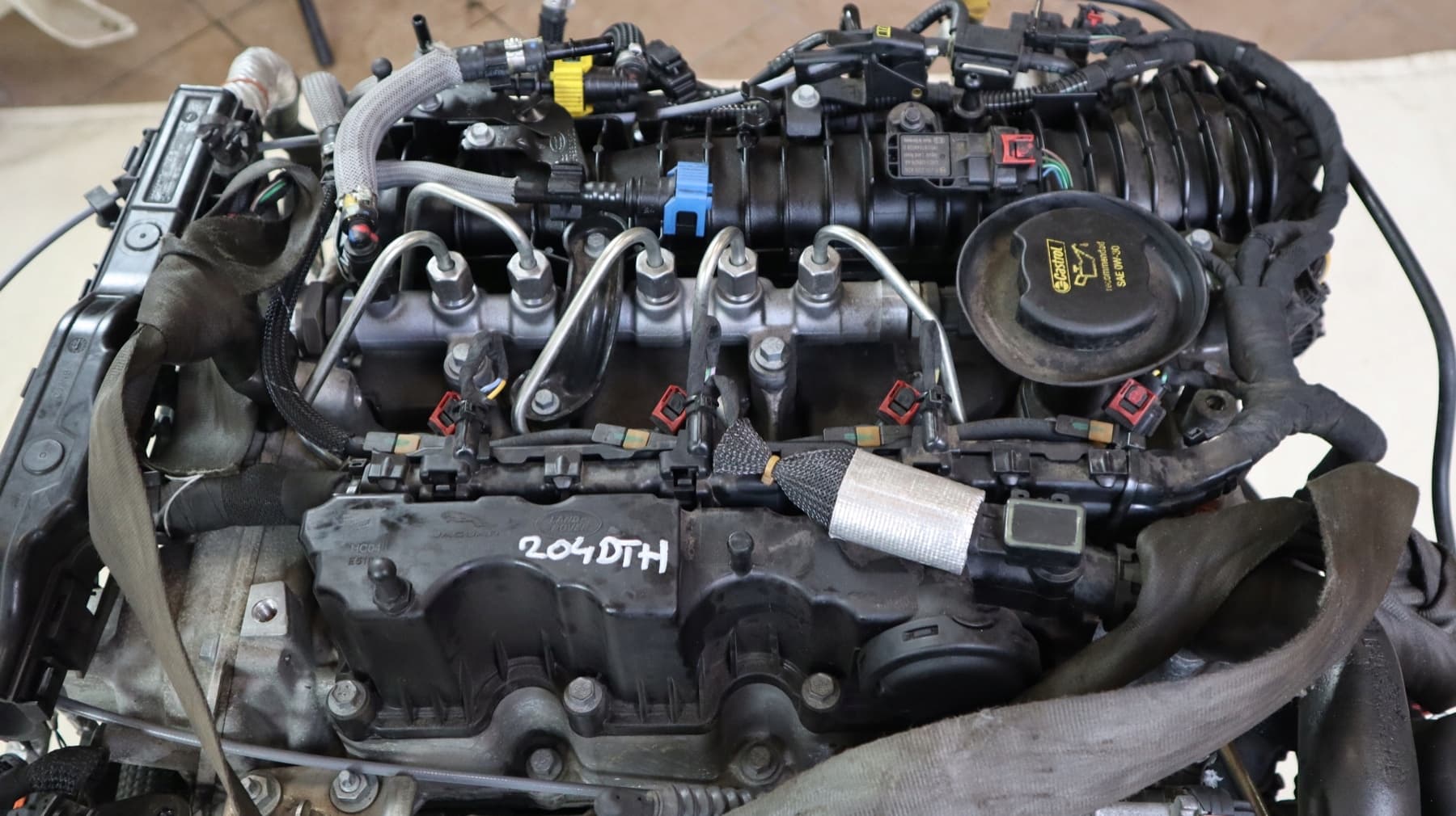 Moteur 204DTH(AJ20D4) — vue 13