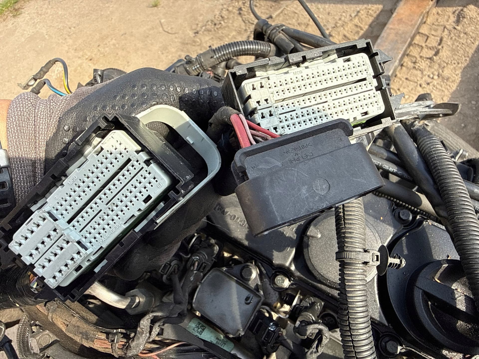 Moteur B 4204 T11 — vue 12